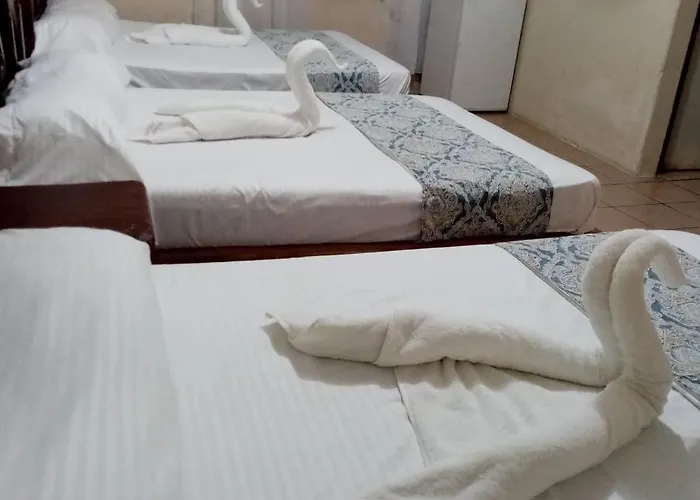 Hotel Familiar El Dorado Zihuatanejo