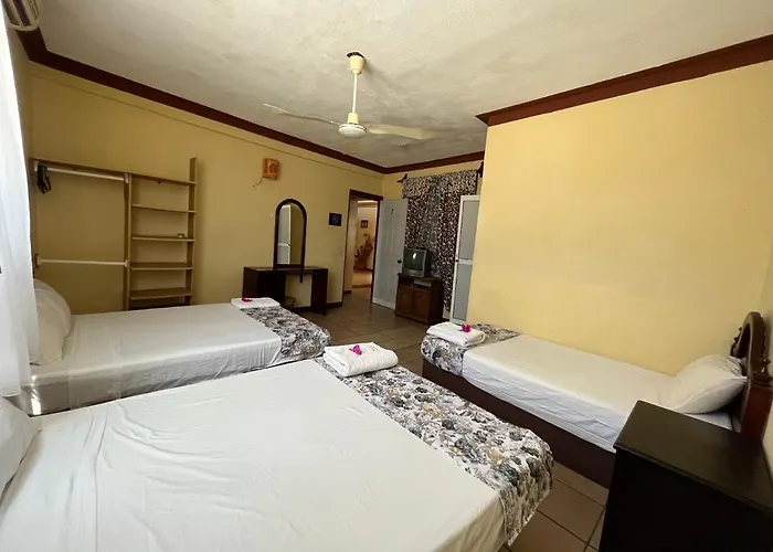 Familiar El Dorado Zihuatanejo
