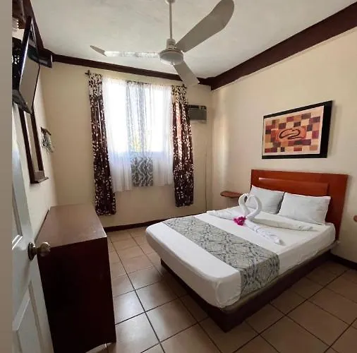 Hotel Familiar El Dorado Zihuatanejo