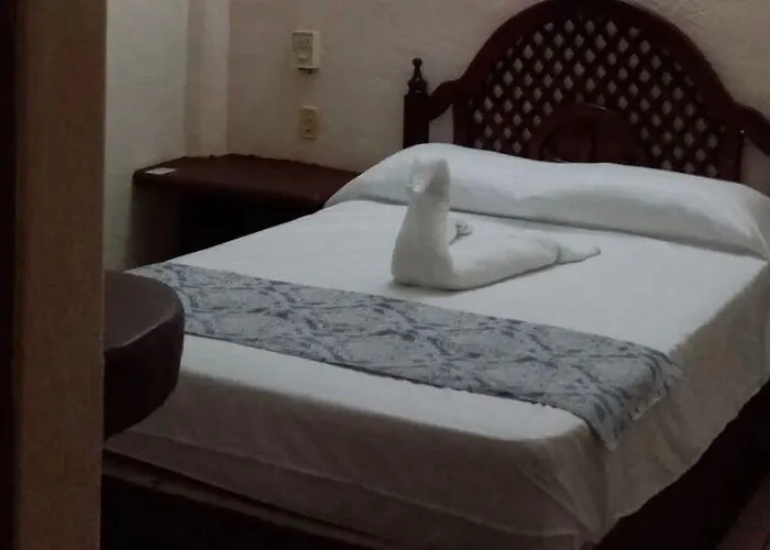 Familiar El Dorado Hotel 3*
